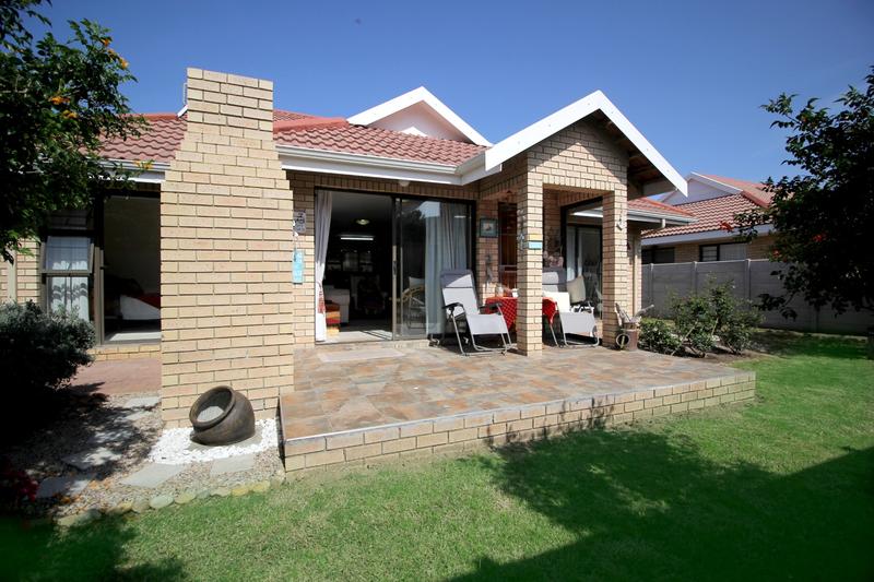 3 Bedroom Property for Sale in Hersham Western Cape